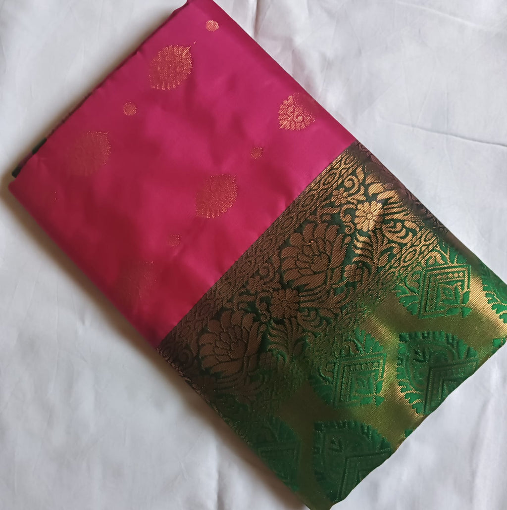Handloom Soft silk saree with contrast blouse