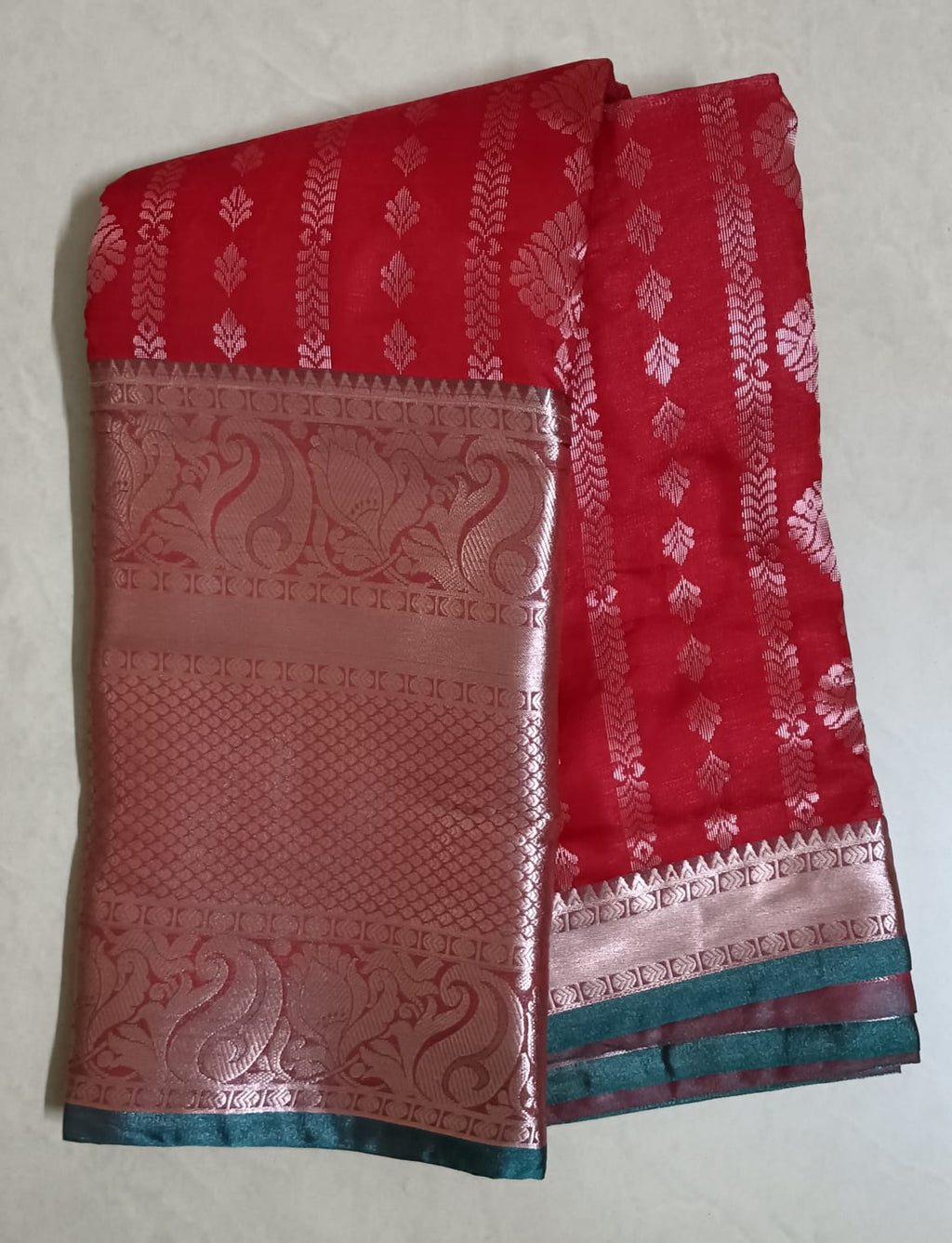 Handloom  Dharmavaram Soft silk saree with contrast blouse